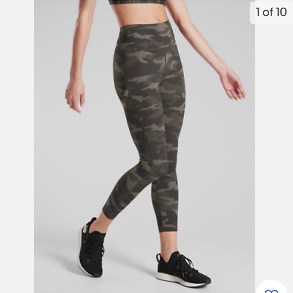 Athleta Ultimate Camo 7/8 Tights in Green and Brown XS Tall NEW
